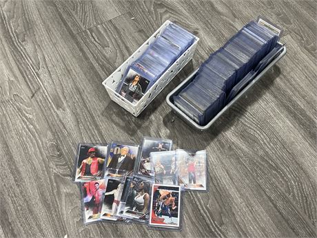 2 FLATS OF WRESTLING CARDS - APPROX 300 CARDS