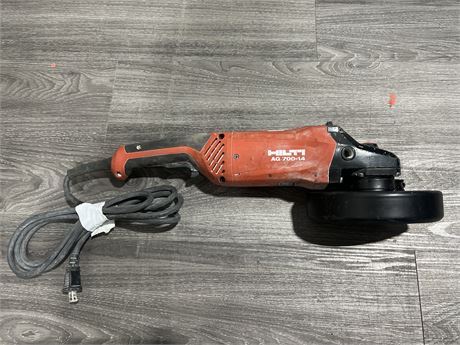 HILTI AG 700-14D ANGLE GRINDER WORKING NO HANDLE