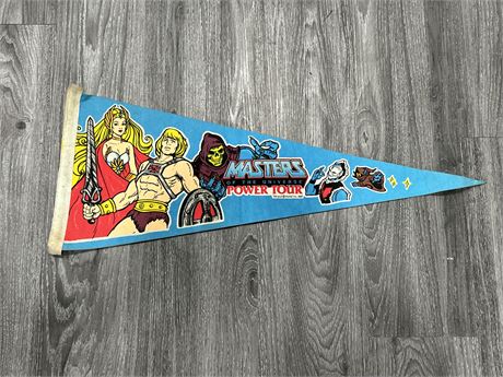 1987 MASTERS OF THE UNIVERSE PENNANT (28”)