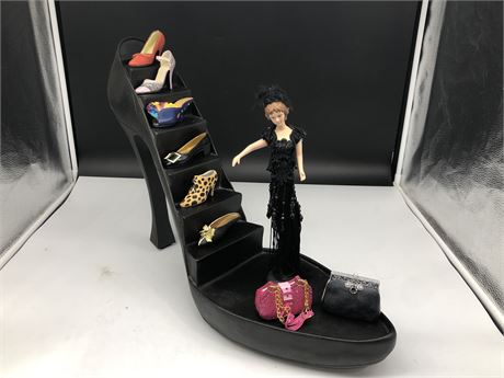 JUST THE RIGHT SHOE LARGE BLACK HIGH HEEL STILETTO DISPLAY STAND WITH SHOES