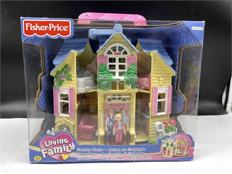 NEW FISHER PRICE COUNTRY HOUSE LOVING FAMILY
