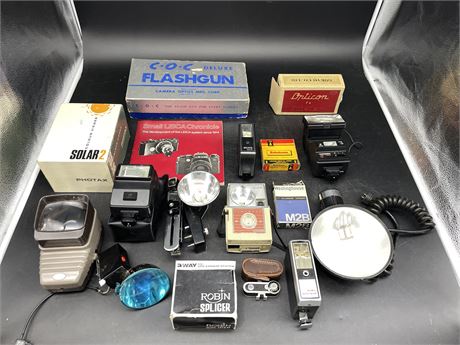 VINTAGE CAMERA FLASHES / PARTS / ACCESSORIES