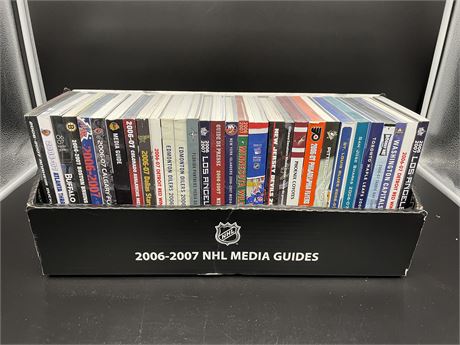 30 - 2006/07 NHL MEDIA GUIDES (Pickup only)