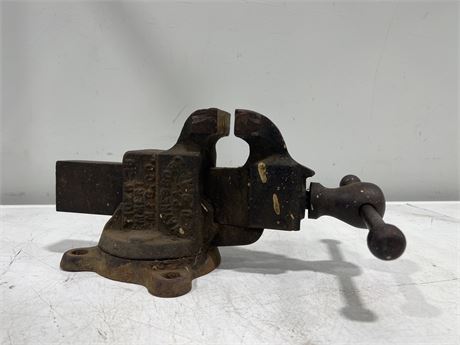 EARLY BENCH VISE - USA MADE -