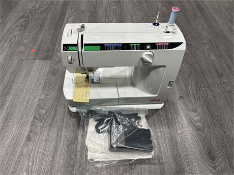 WORKING ELNA ELECTRONIC SEWING W/COVER & BOOK