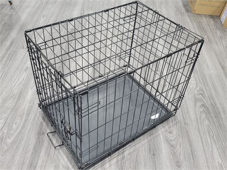 COLLAPSABLE PET CAGE (24"x17"x19")