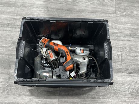 TOTE FULL OF WORKING POWER TOOLS
