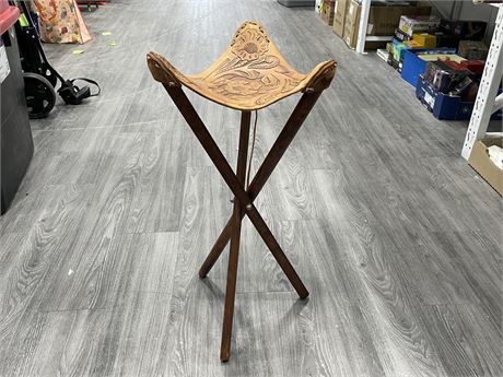VINTAGE LEATHER 3 FOOTED STOOL (14”x29”)