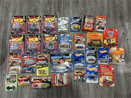 LOT OF MISC DIECAST IN BOX