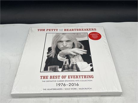 TOM PETTY & THE HEARTBREAKERS 4LP BOX SET + BOOKLET - EXCELLENT (E)