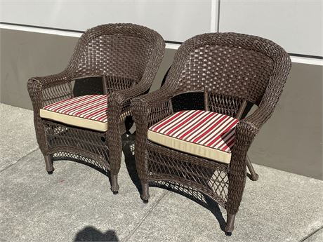 2 WICKER STYLE CHAIRS W/CUSHIONS