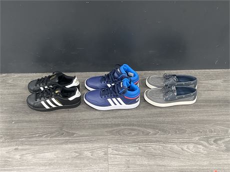 3 PAIRS OF ADIDAS / SPERRY SHOES - SIZES 3.5-5