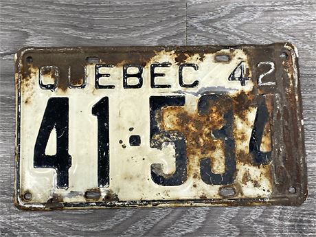 1942 QUEBEC LICENSE PLATE