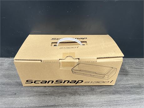 SCANSNAP S1300i IN BOX