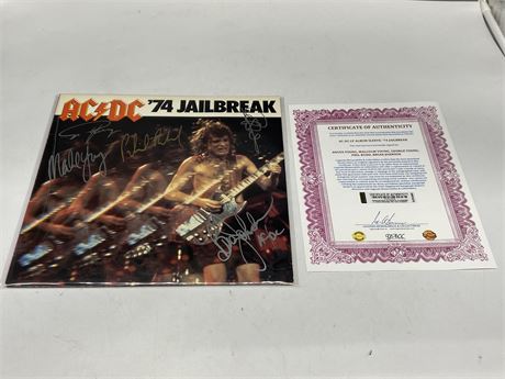AC/DC BAND SIGNED LP “74’ JAILBREAK” W/COA