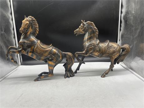 2 LARGE METAL HORSE STATUES LARGEST 16”x14”