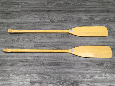 2 VINTAGE MADE IN CANADA CANOE PADDLES (47")