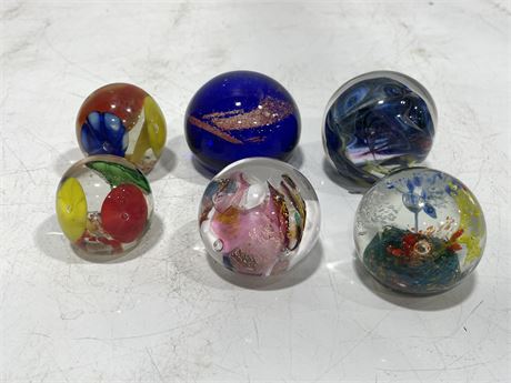 6 GLASS PAPER WEIGHTS