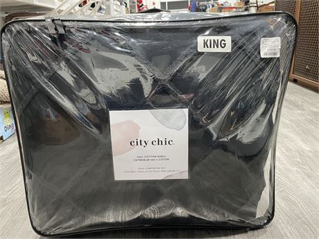 NEW CITY CHIC KING COMFORTER SET