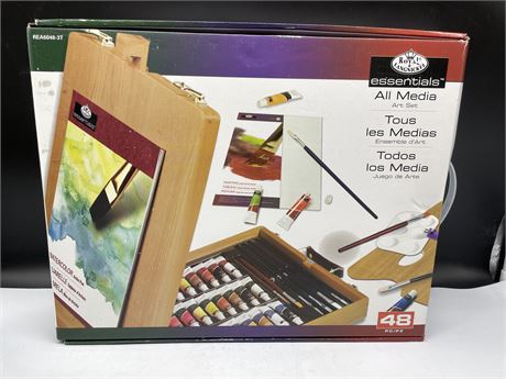 NEW ALL MEDIA ART SET - 36 OIL, ACRYLIC + WATERCOLOUR PAINTS IN WOODEN CASE WITH