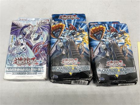 YU-GI-OH! 2 MECHANIZED MADNESS STRUCTURE DECK + FREEZING CHAINS STRUCTURE DECK