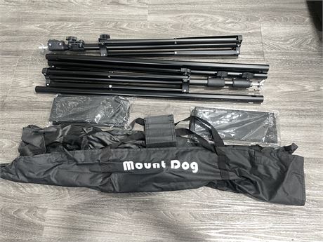 MOUNTDOG PHOTO BACKDROP STAND KIT WITH CARRYING CASE & HEAVY DUTY STAND