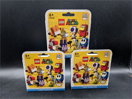3 SEALED - SUPER MARIO LEGO COLLECTIBLE CHARACTER PACKS