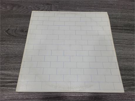PINK FLOYD THE WALL (good condition)