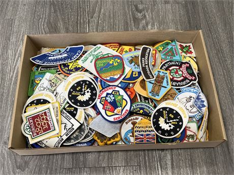 LARGE LOT OF CUB SCOUT PATCHES