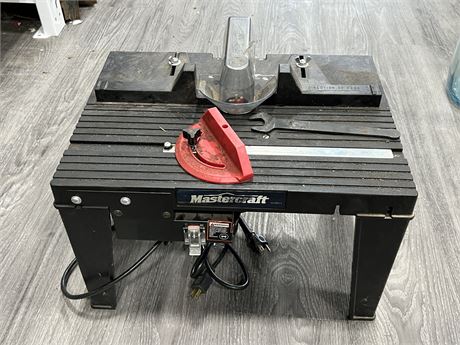 MASTERCRAFT 5 AMP ROUTER ON ROUTER TABLE