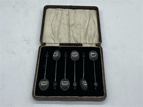 6 STERLING (HALLMARKED) SPOONS IN CASE (3.5”)