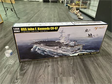 NEW JOHN F KENNEDY CV-67 SHIP MODULE - SCALE 1:350