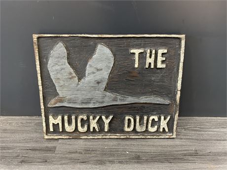 MUCKY DUCK VINTAGE SIGN (20”x26”)