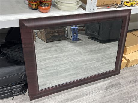 BEVELLED WALL MIRROR (43”x31”)