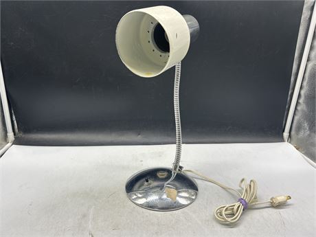 VINTAGE GOOSENECK TABLE LAMP (14” TALL)