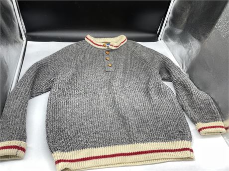 GREAT NORTHERN KNITTERS SWEATER 46