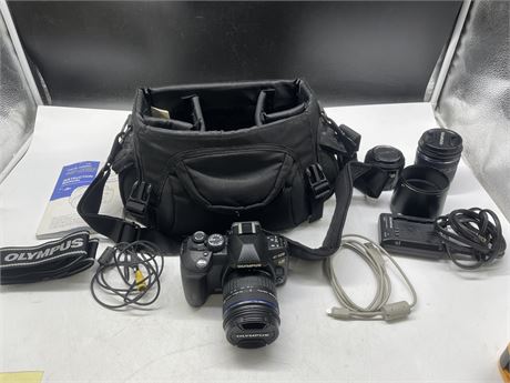 OLYMPUS E-520 DIGITAL CAMERA WITH EXTRA LENSES, CHARGER & CASE