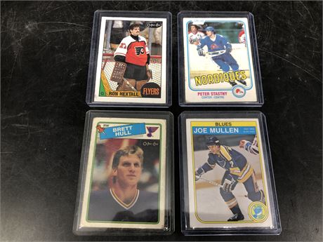 4 ROOKIE CARDS