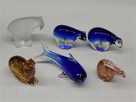 5 GLASS PAPERWEIGHT BEARS & A DOLPHIN