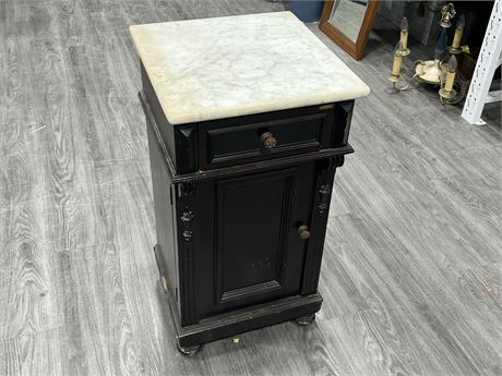 EDWARDIAN SIDE TABLE W/MARBLE TOP (32” tall)