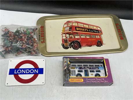 LOT OF ENGLISH COLLECTABLES