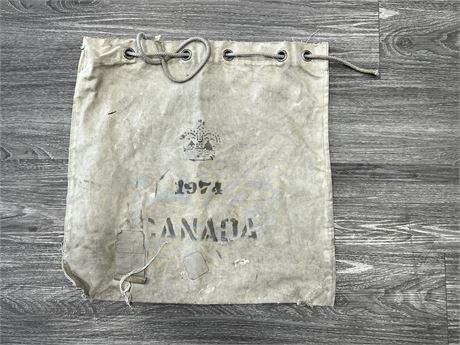 VINTAGE CANADA POST MAIL BAG - 21”x21”