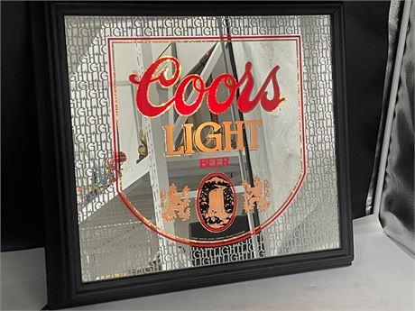 VINTAGE 1980 COORS LIGHT BEER LIGHTED MIRROR SIGN WORKING 23”x21”