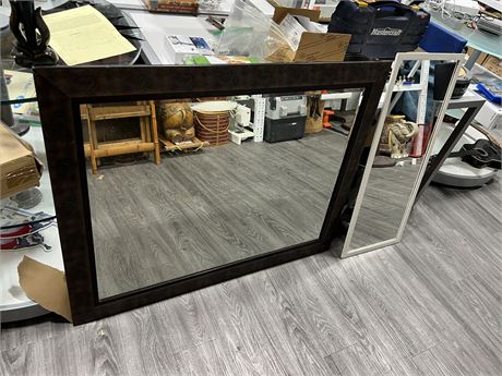 LARGE WOOD FRAMES BEVELLED MIRROR (47”x37”) & SMALLER MIRROR