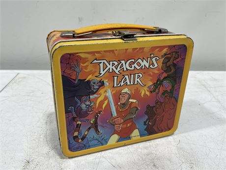 1983 DRAGONS LAIR METAL LUNCHBOX