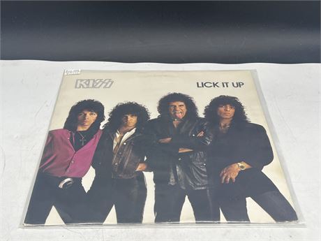 RARE 1983 NETHERLANDS PRESS - KISS - LICK IT UP - EXCELLENT (E)