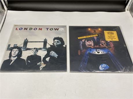 2 PAUL MCCARTNEY RECORDS (1 with poster) - EXCELLENT (E)