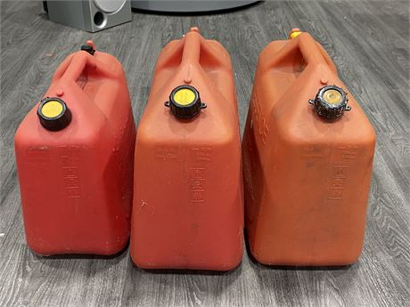 3 JERRY CANS - COMPLETE - NO LEAKS