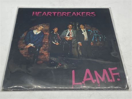 RARE UK PRESS HEARTBREAKERS - L.A.M.F. - VG+ (slightly scratched)