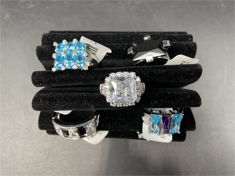 ASSORTED RINGS SIZE 10